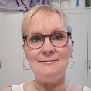 Meet your Posher, Liana